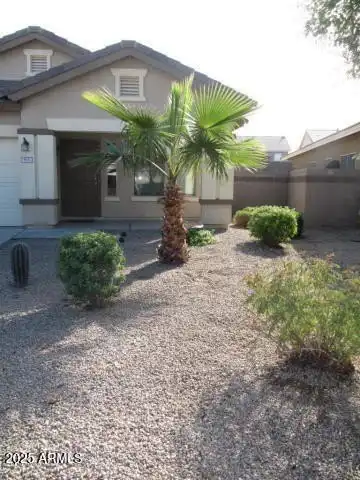 833 E Maddison Street photo 2