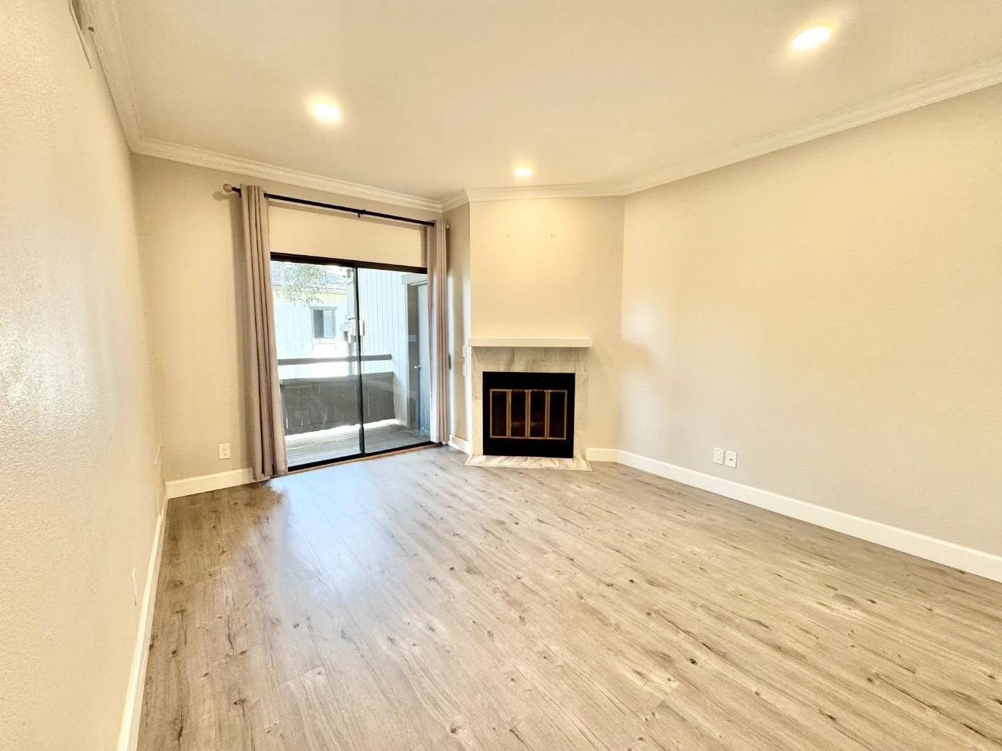1856 Tradan DR photo 3