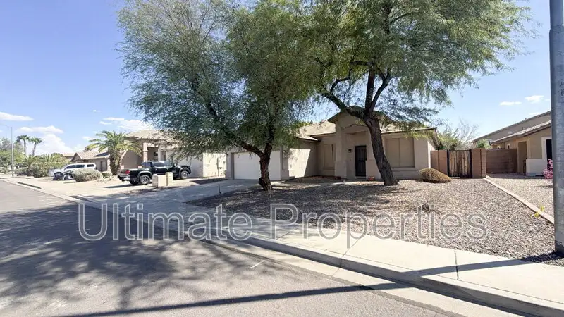 9223 W Salter Dr photo 2