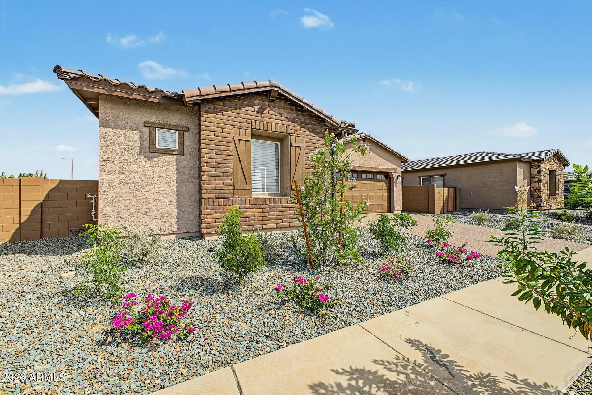 9654 W Mitchell Dr photo 5