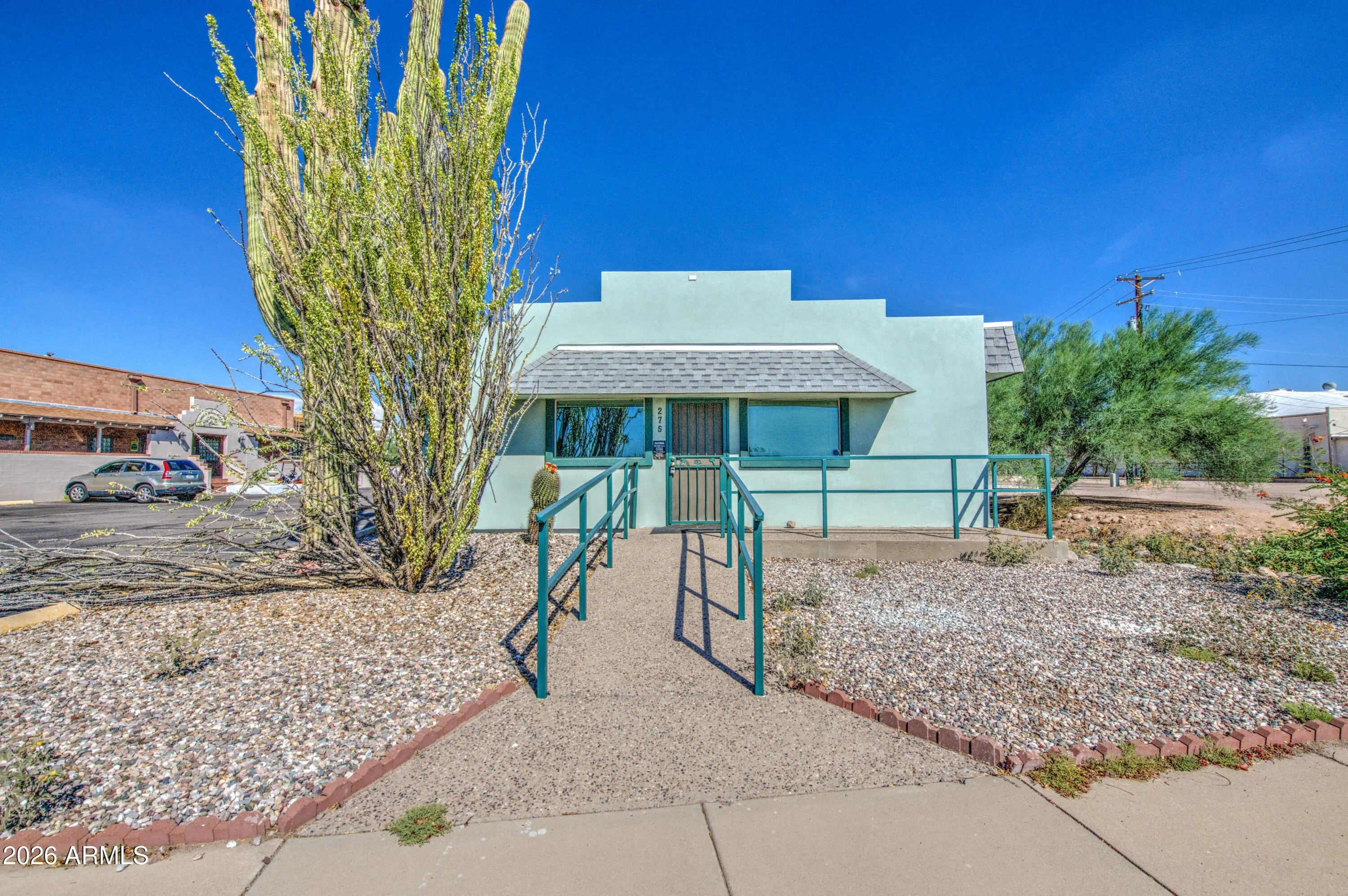275 N PLAZA Drive photo 2