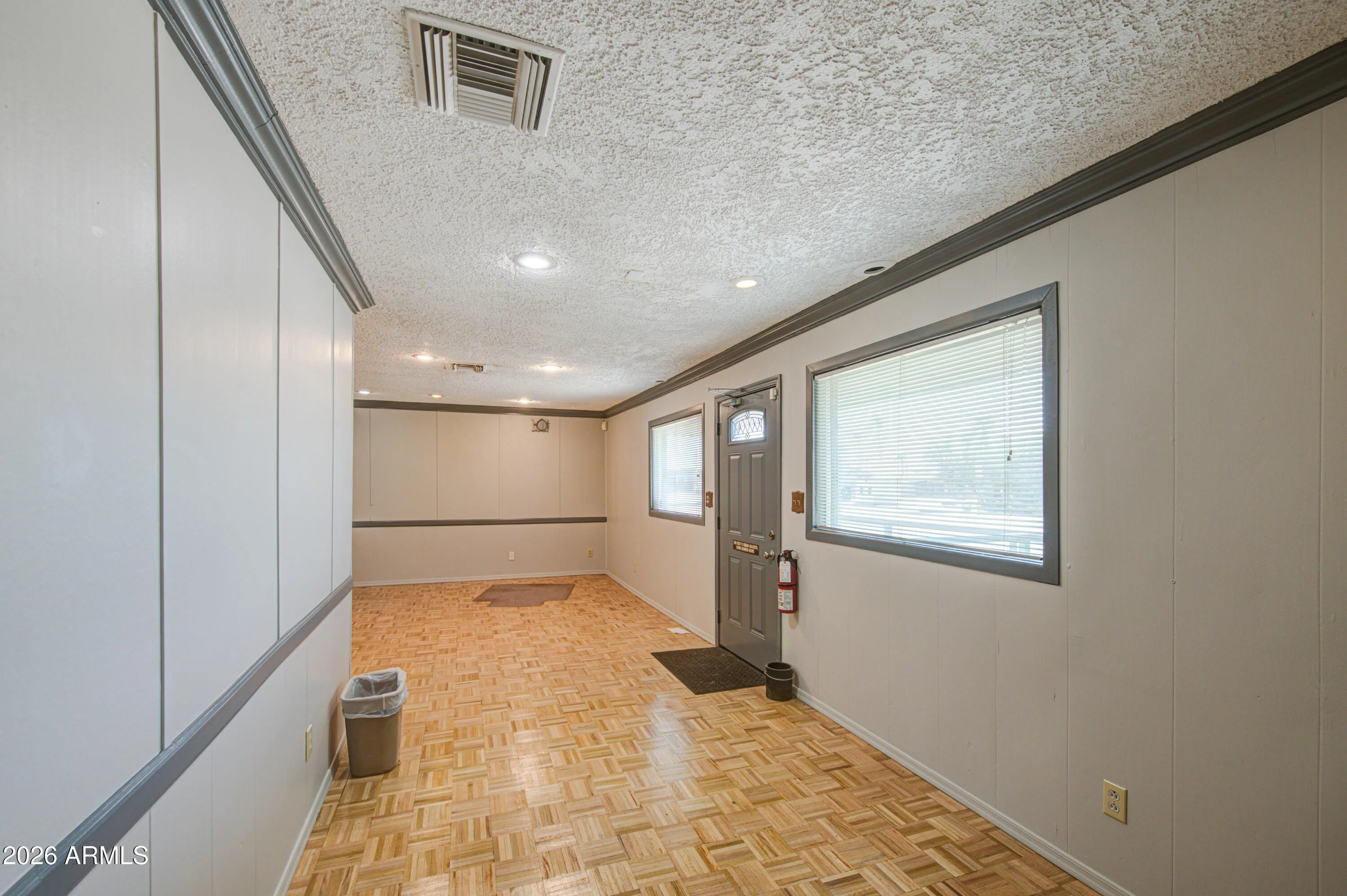 275 N PLAZA Drive photo 4