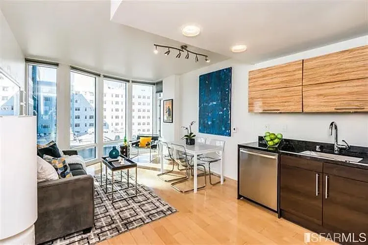 828 Folsom St