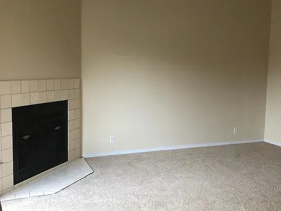 2244 Sun Glory Ln # 2 photo 2