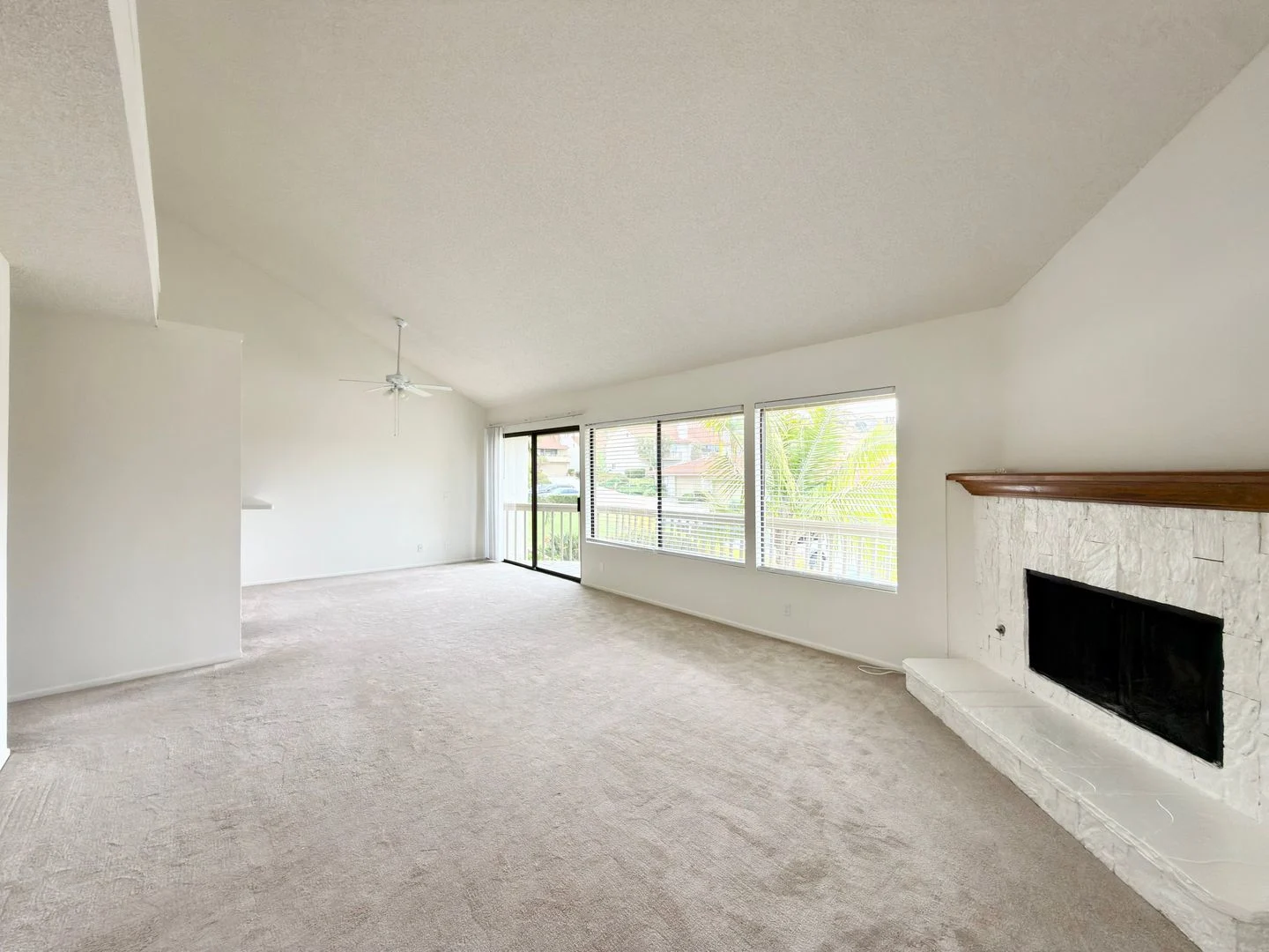 Two-Story Townhome in La Costa! photo 5