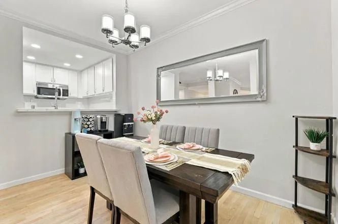 Bright 2-bedroom Home With Private Patio, Garage &amp; Community Pool photo 2
