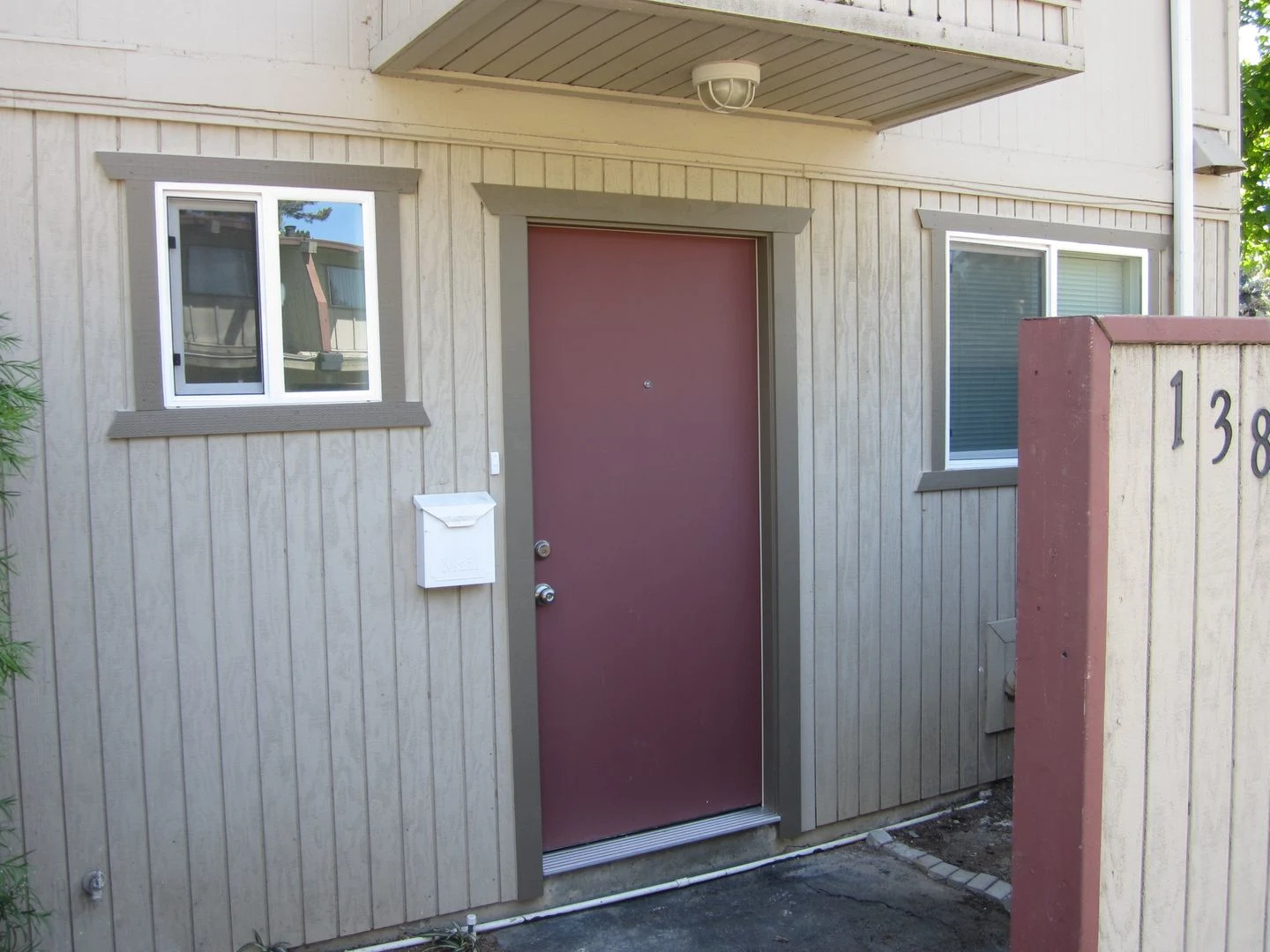 Beautiful 2X Townhome With A Detached Garage photo 3