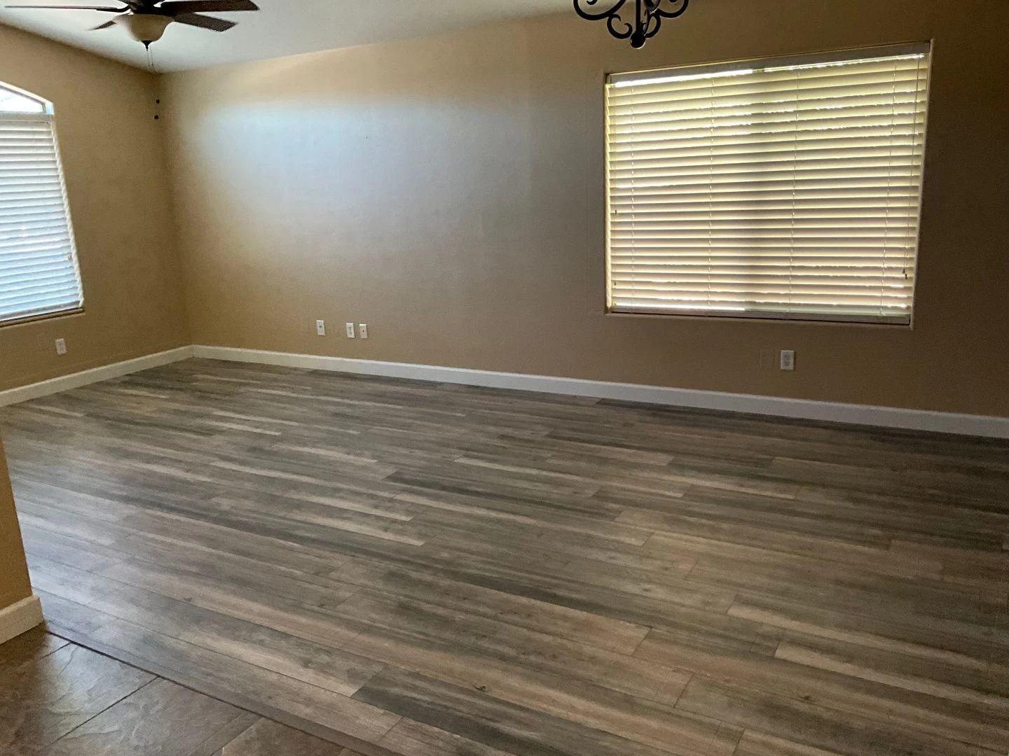 Great single level home with pool in golf course community photo 3