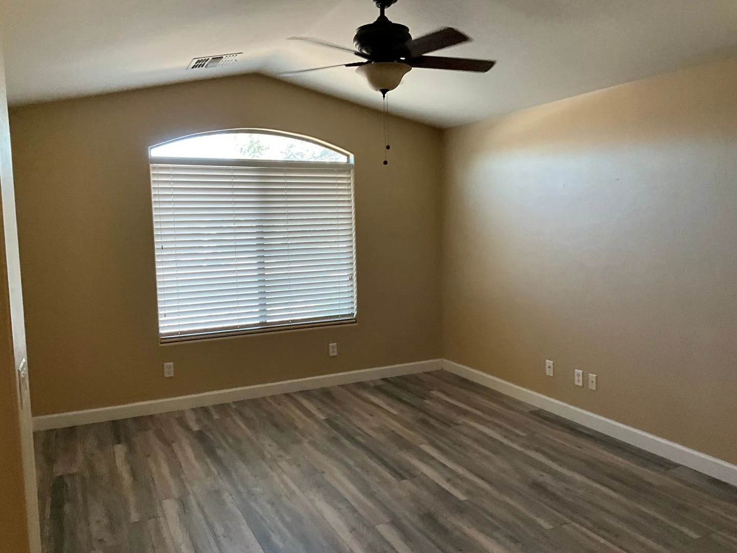 Great single level home with pool in golf course community photo 2