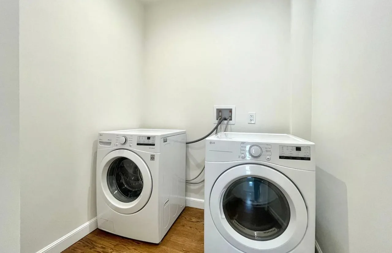 3827 Divisadero St Apt FL301