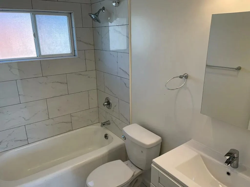 1339 La Playa St Apt D15 photo 3
