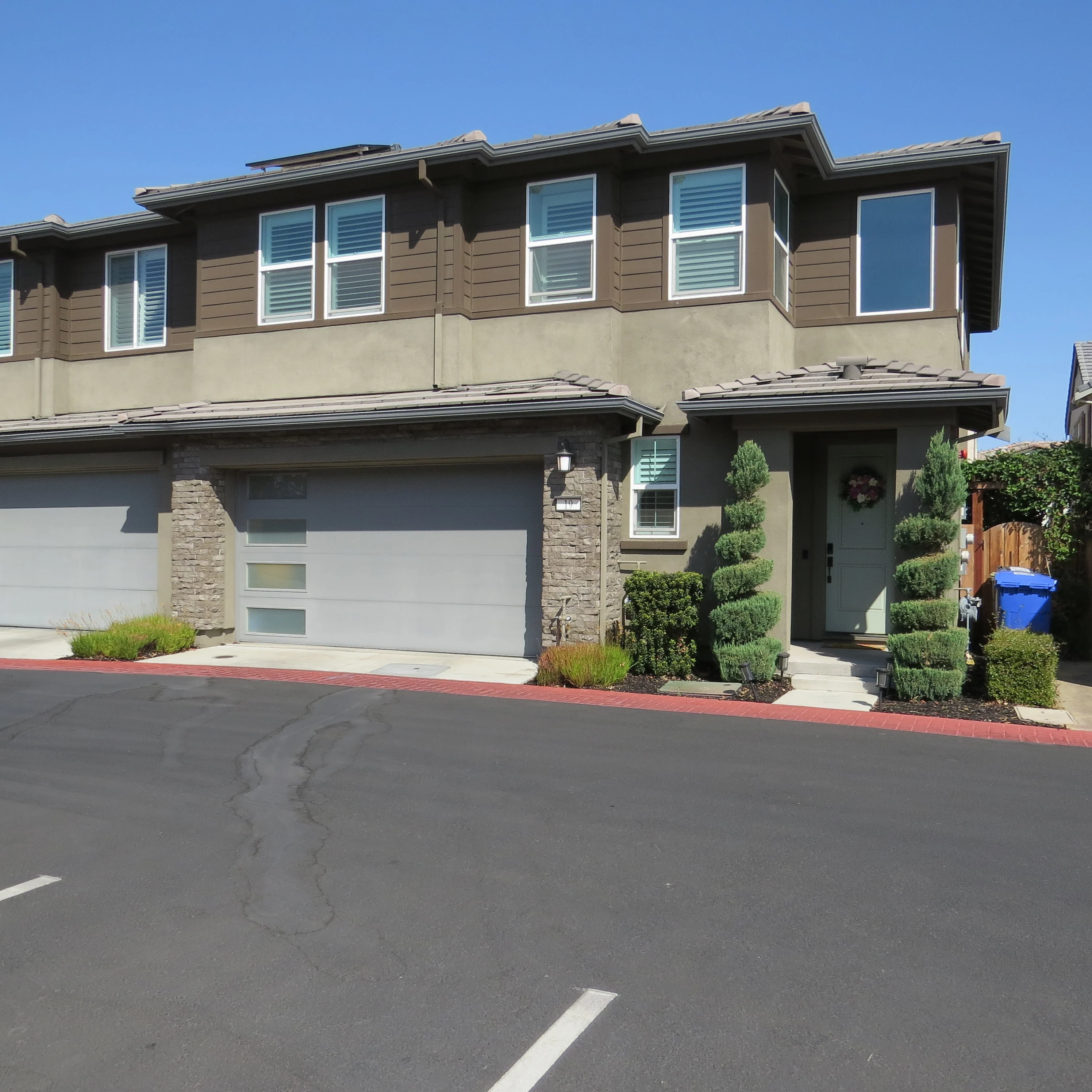 19 E Millay Loop