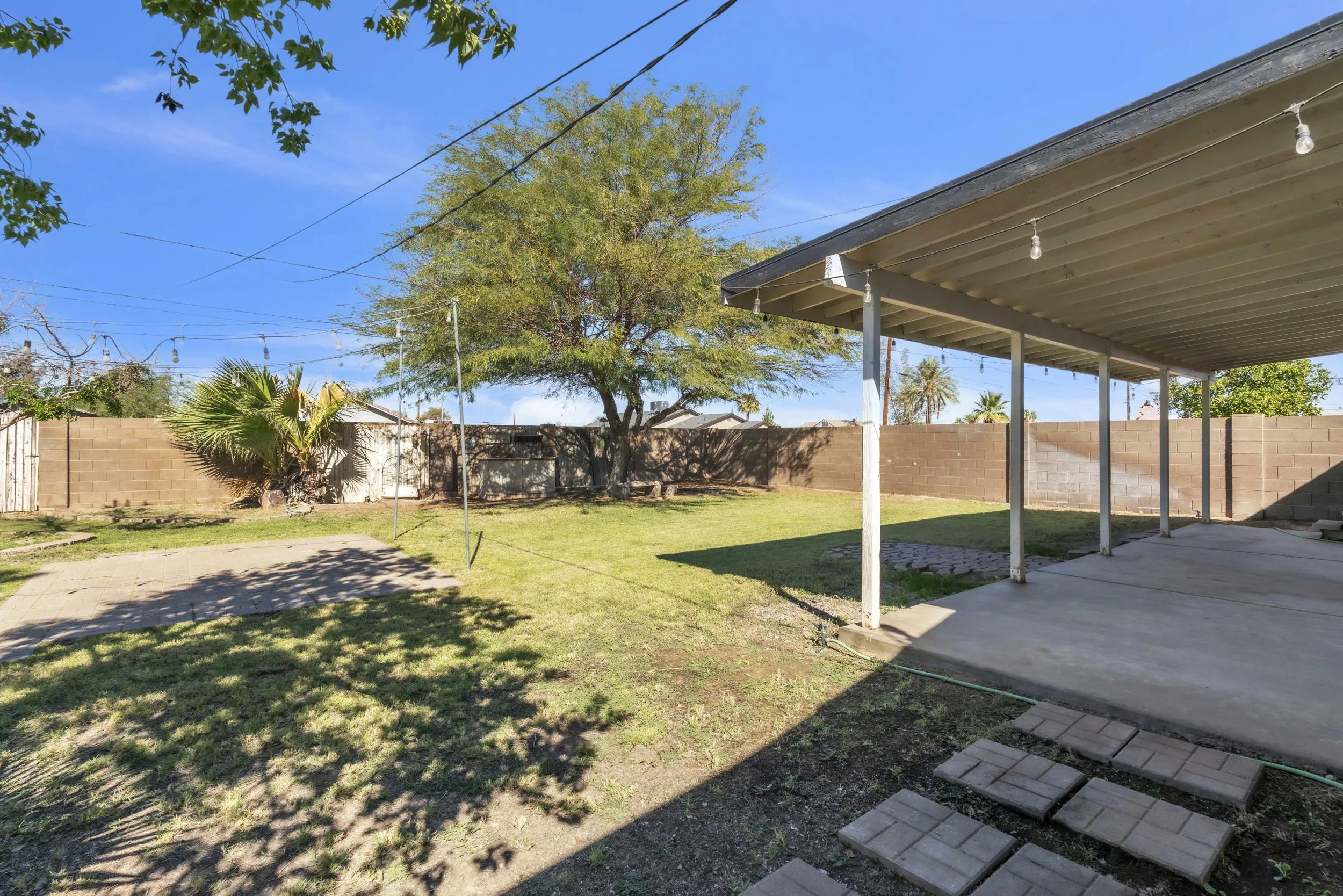 340 W Lindbergh Ave