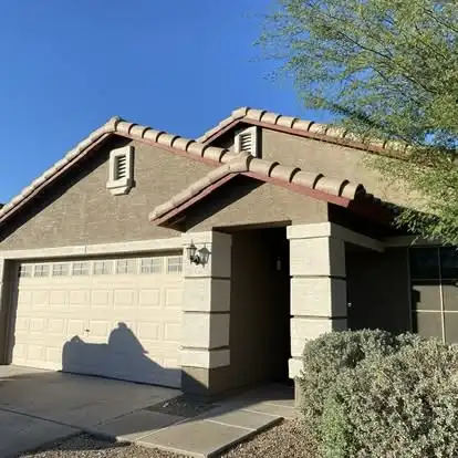 25752 W Winslow Ave photo 2