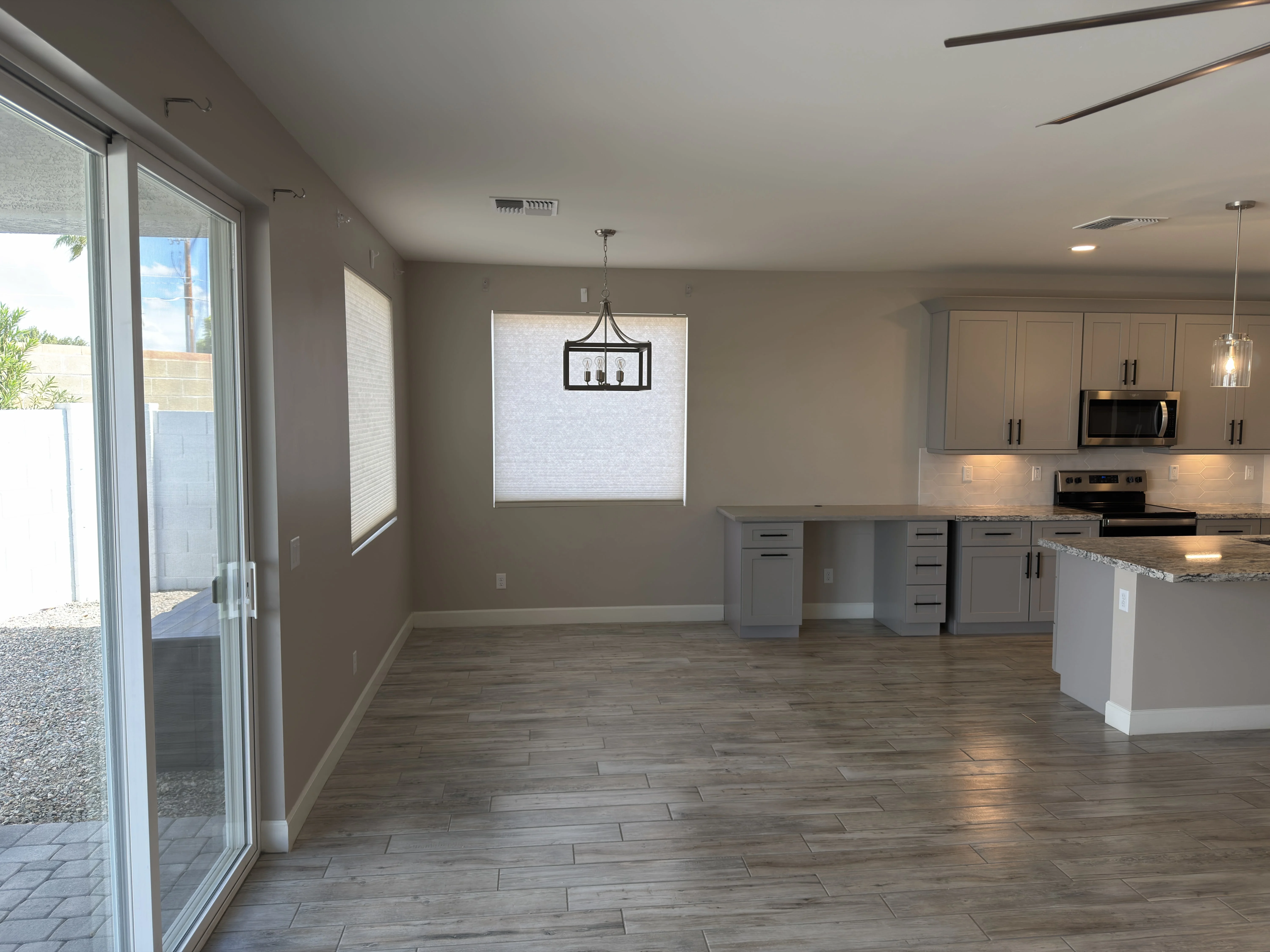 2307 North Shannon Way photo 3