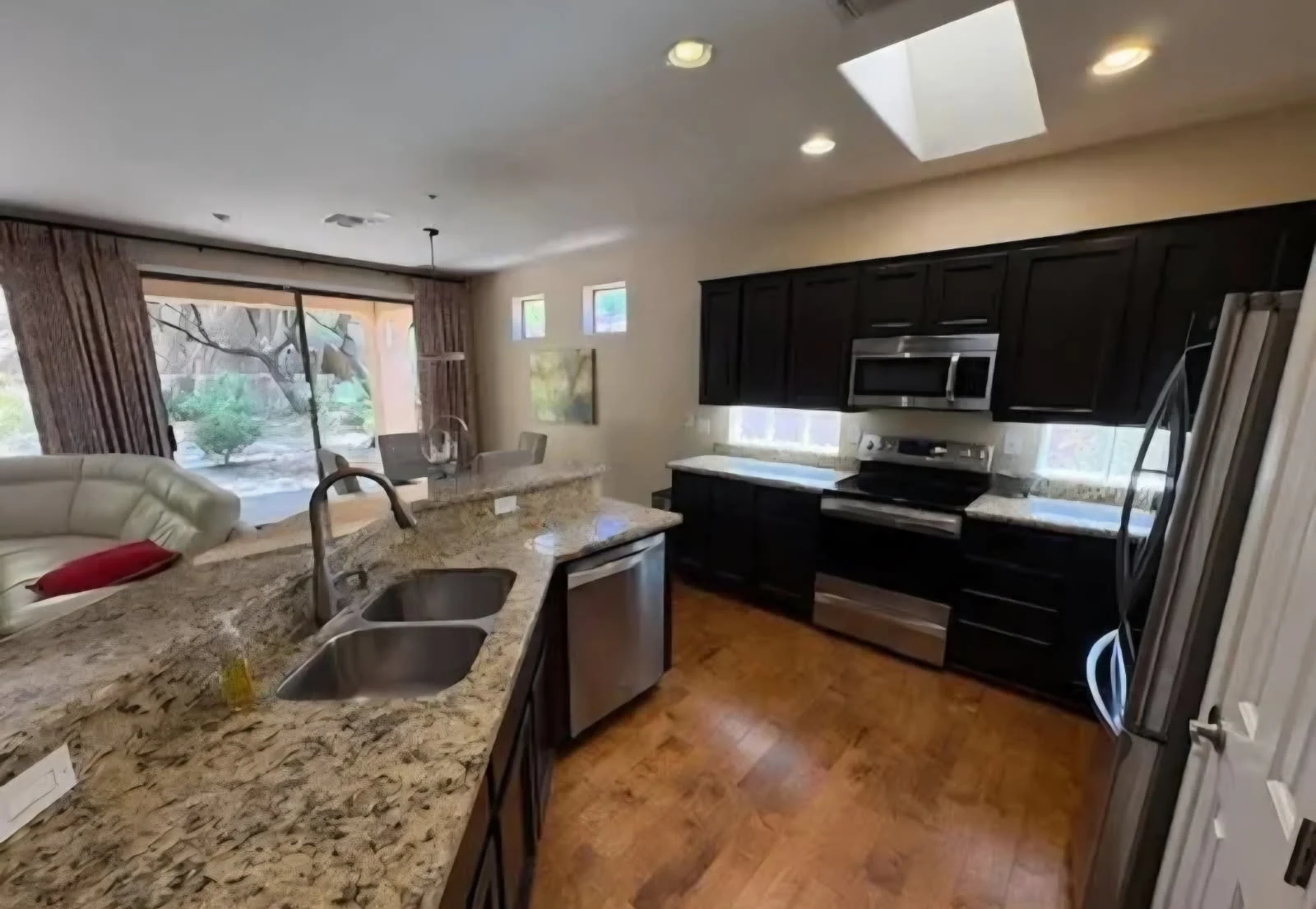 41419 North Fairgreen Way photo 2