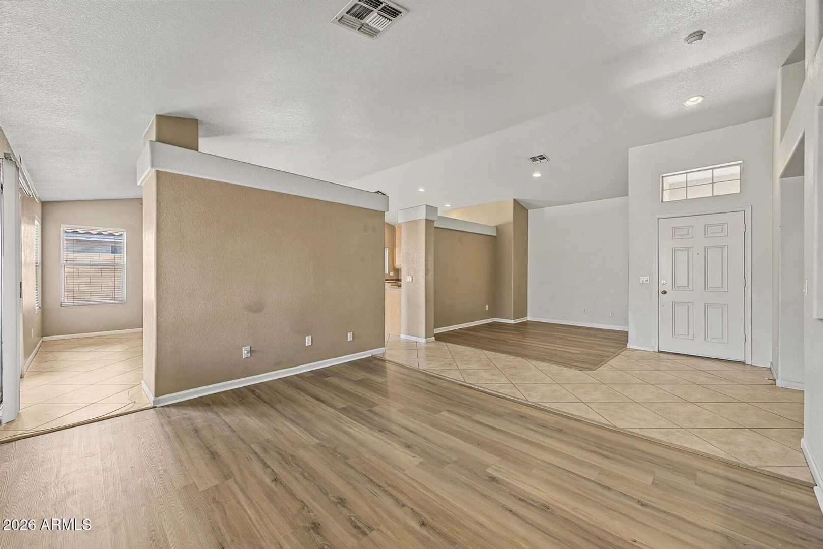 4008 W Bloomfield, Phoenix - Move In Ready 3 Bed/2 Bath W/3 Car Garage photo 5