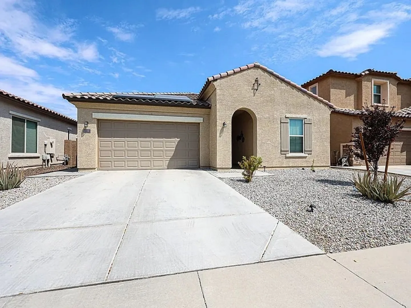 10160 West Robin Lane, Peoria, AZ 85383 photo 2
