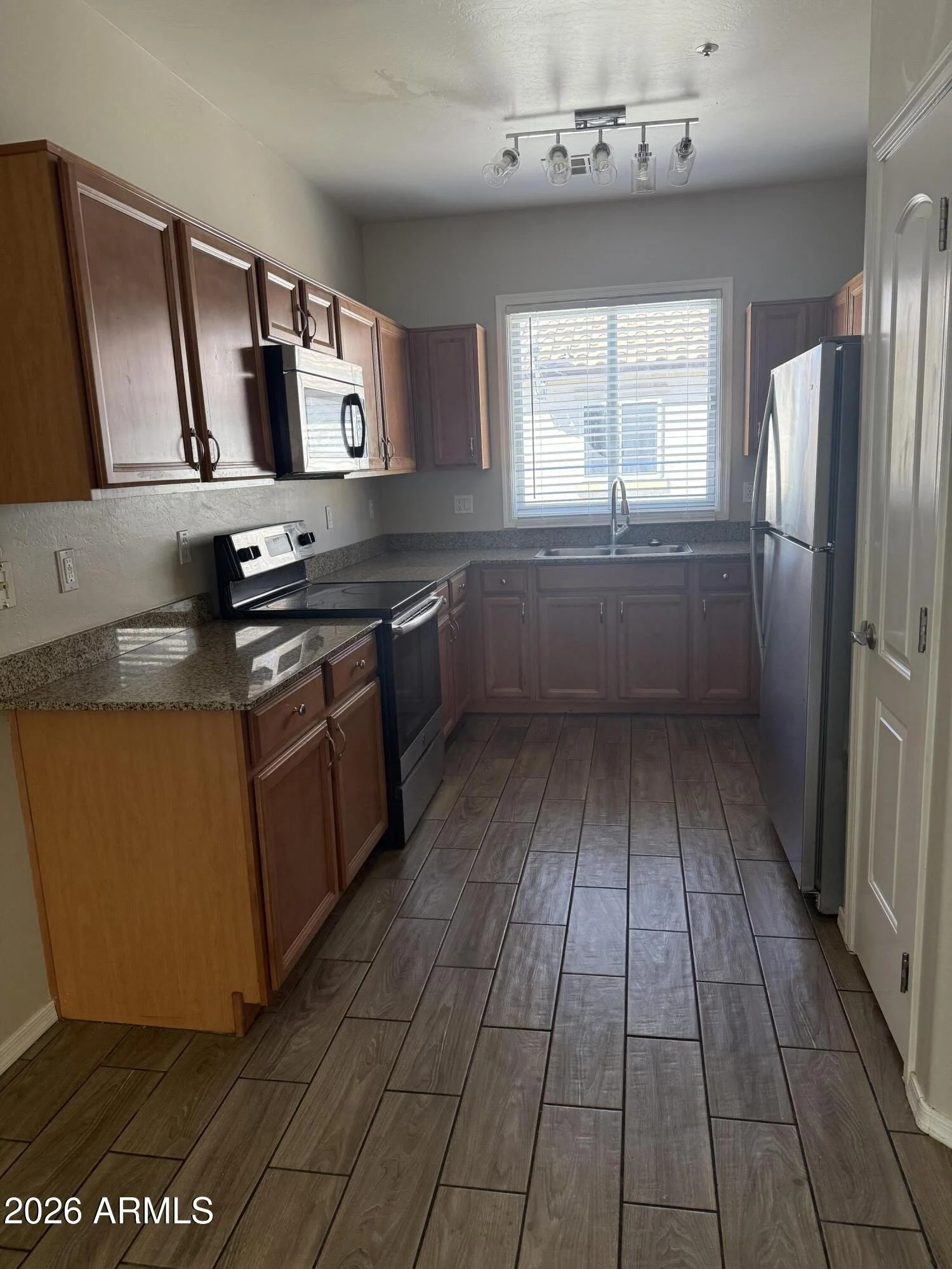 4172 E JASPER Drive photo 3