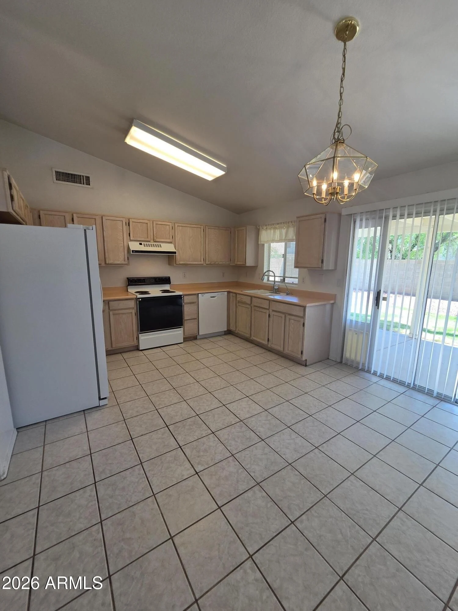2925 E BLACKHAWK Drive photo 5