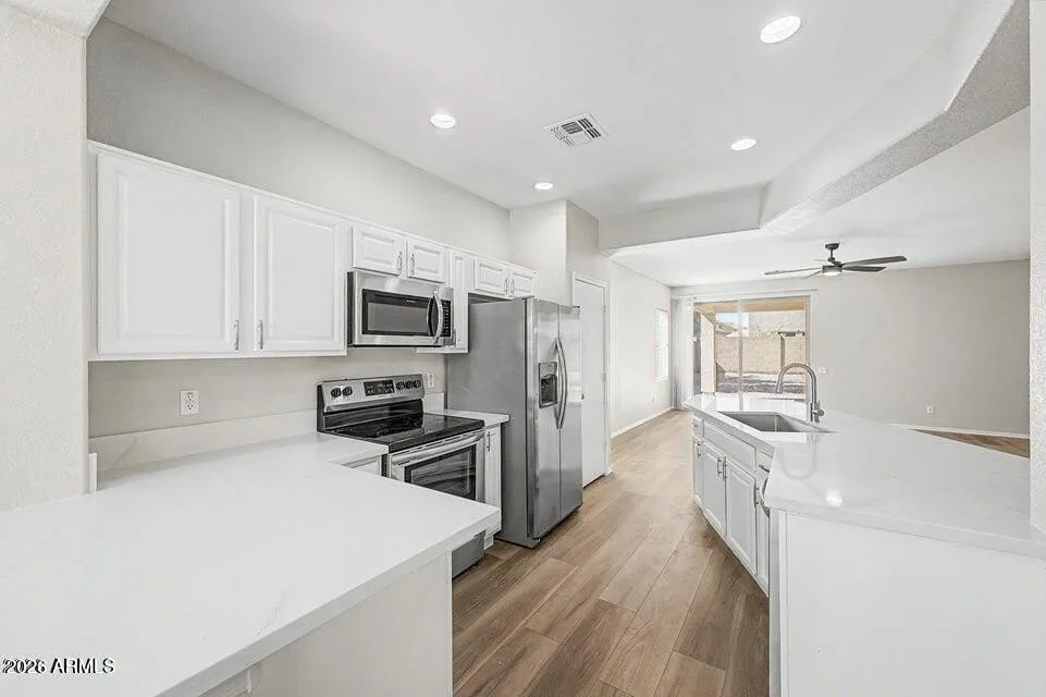 9124 W Berkeley Rd Phoenix, AZ 85037 photo 5