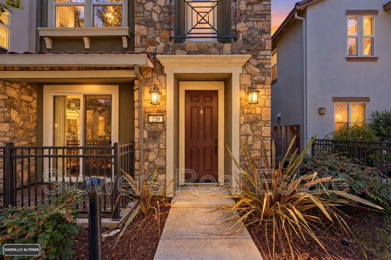 220 Caterina Way photo 2