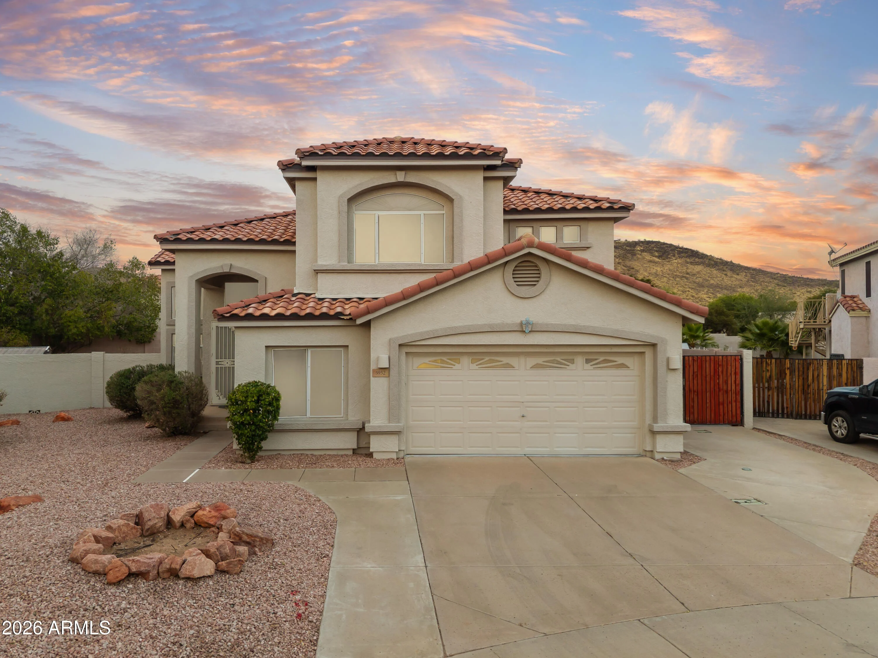 5952 W MORNING DOVE Drive photo 2