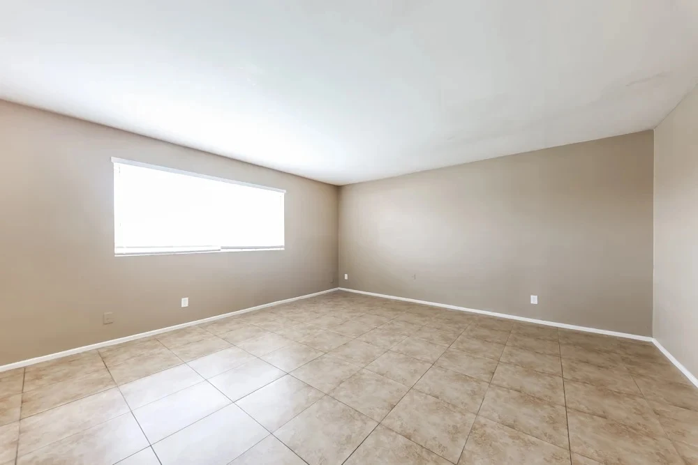 3834 W Lane Ave photo 2