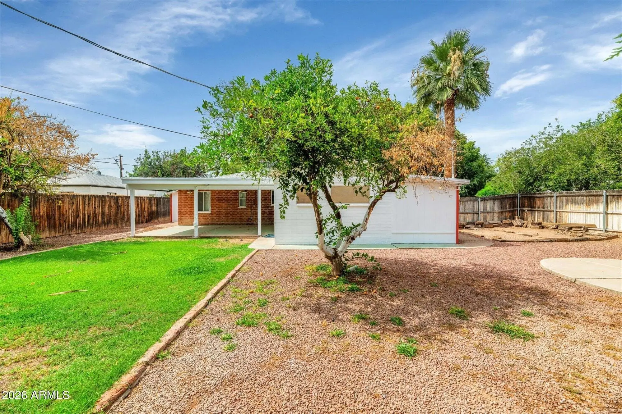 1127 S UNA Avenue photo 3