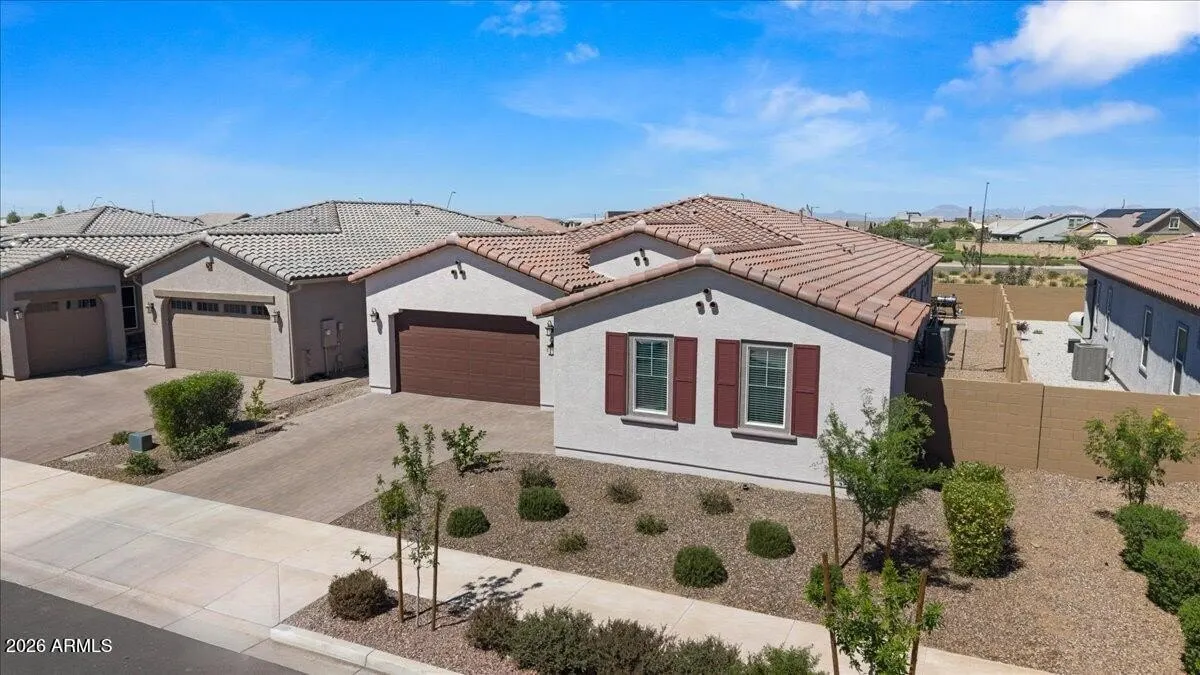 23018 E LORDS Way photo 5