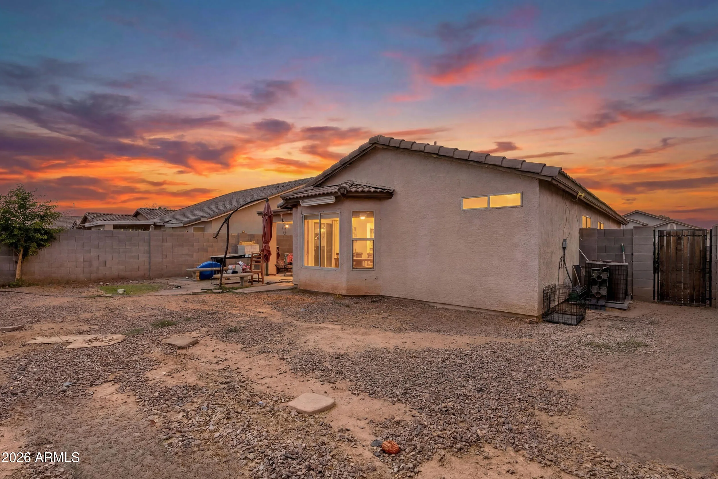 1635 E ASH Avenue photo 3