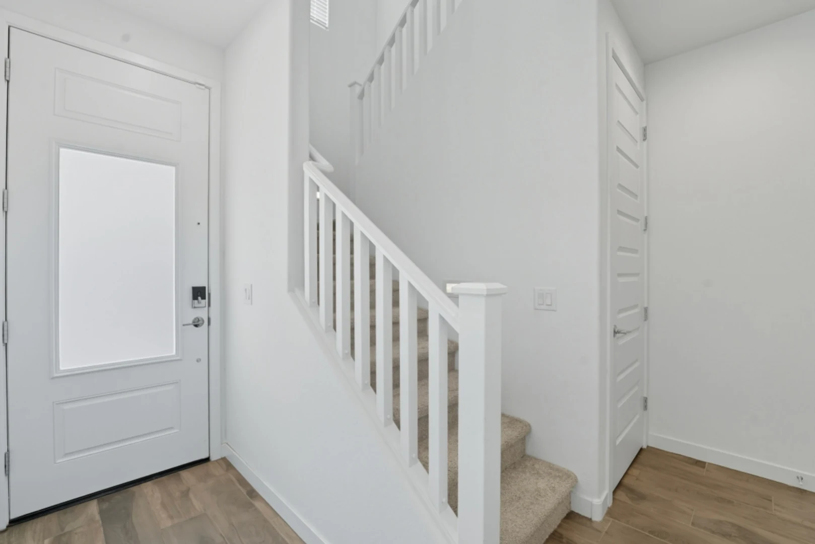 Like New Luxurious Model Home With 2 Master Suites In Warner Meadows! photo 3