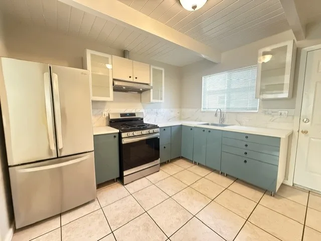 2813 Del Camino Dr photo 3