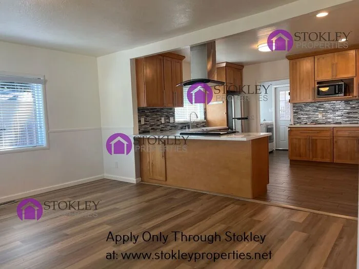 1712 Richardson Street photo 4