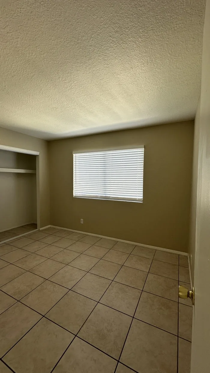 1554 W Sahuaro Dr unit 3 photo 5