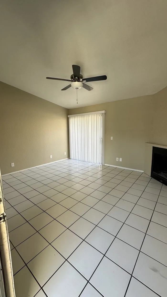 1554 W Sahuaro Dr unit 3 photo 2