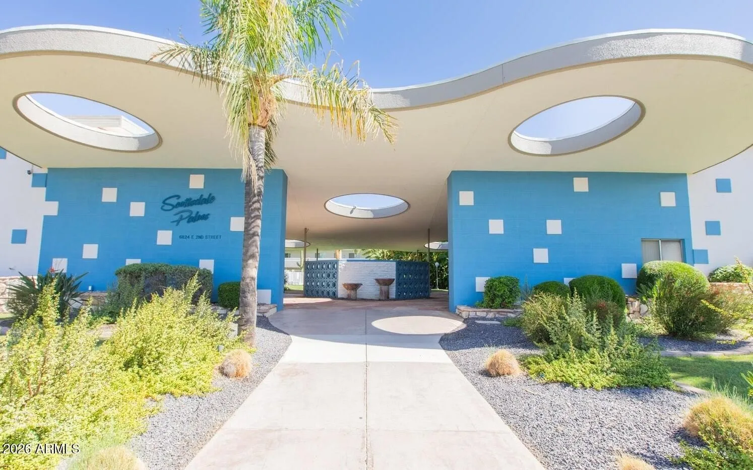 6824 E 2nd St Scottsdale, AZ 85251 photo 2