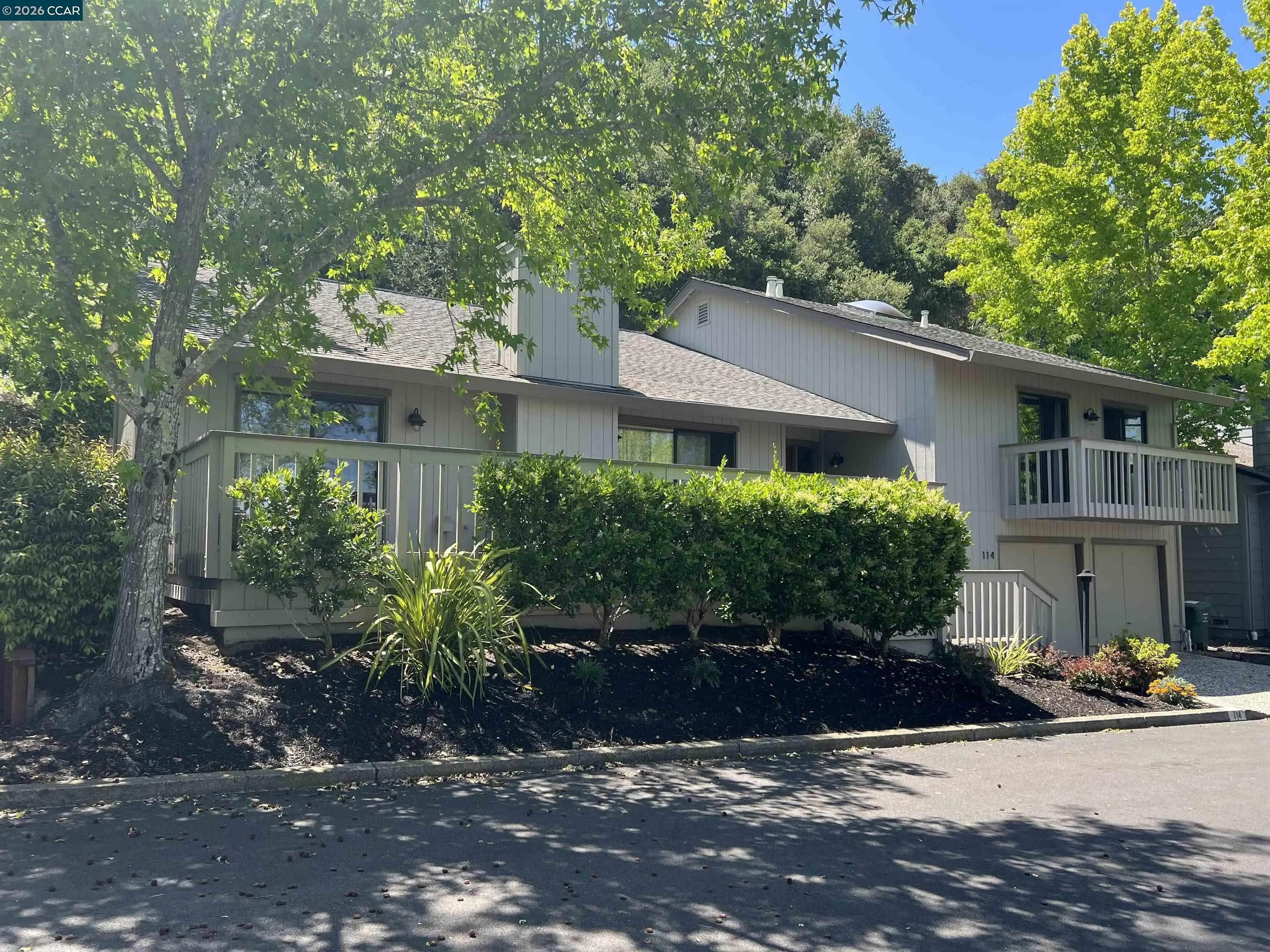 114 Brookline St Moraga, CA 94556 photo 2