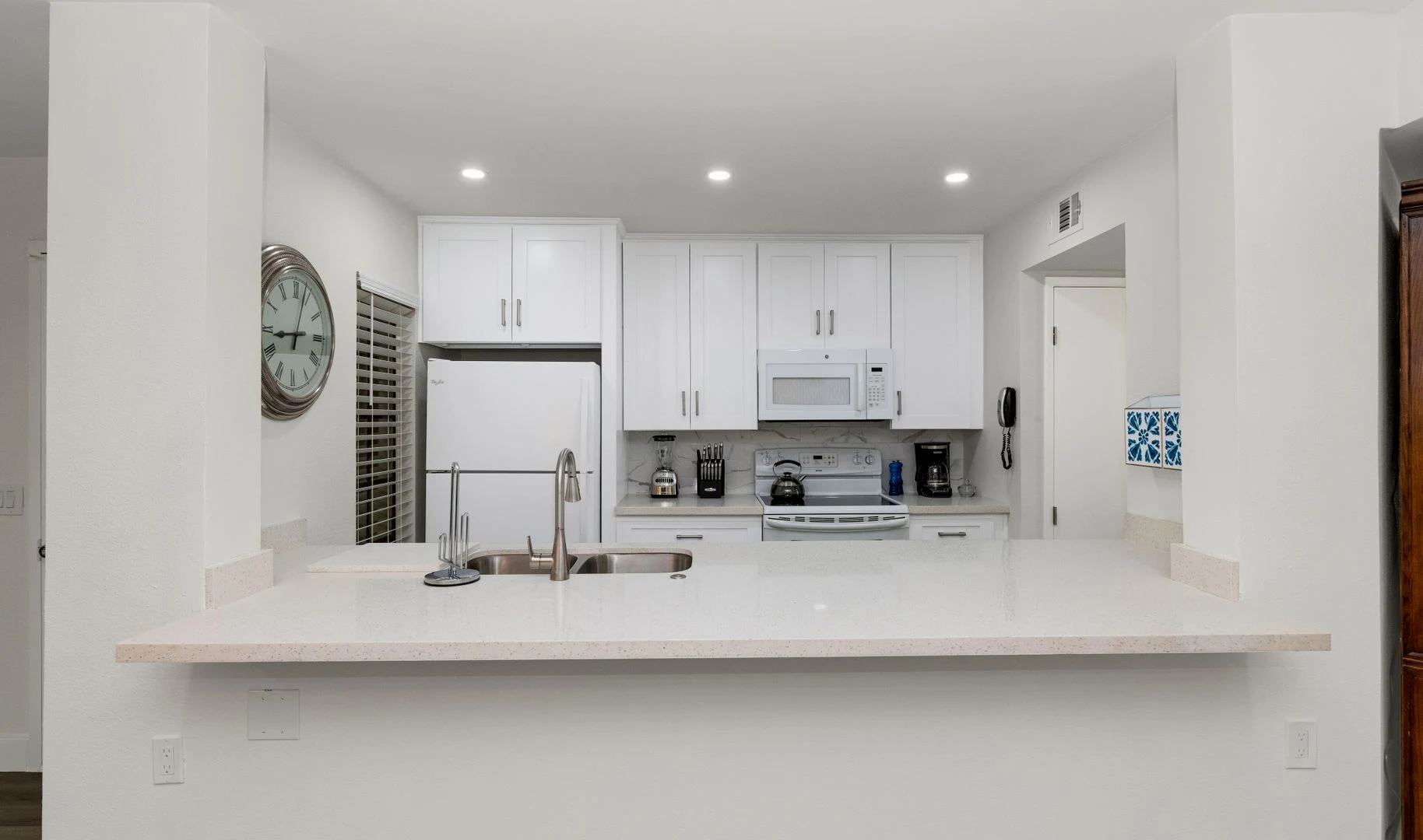 Rates Vary: $2,995 - $4,995 photo 4