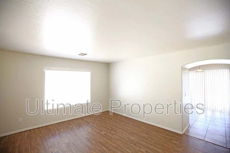 12203 W Windrose Dr photo 5