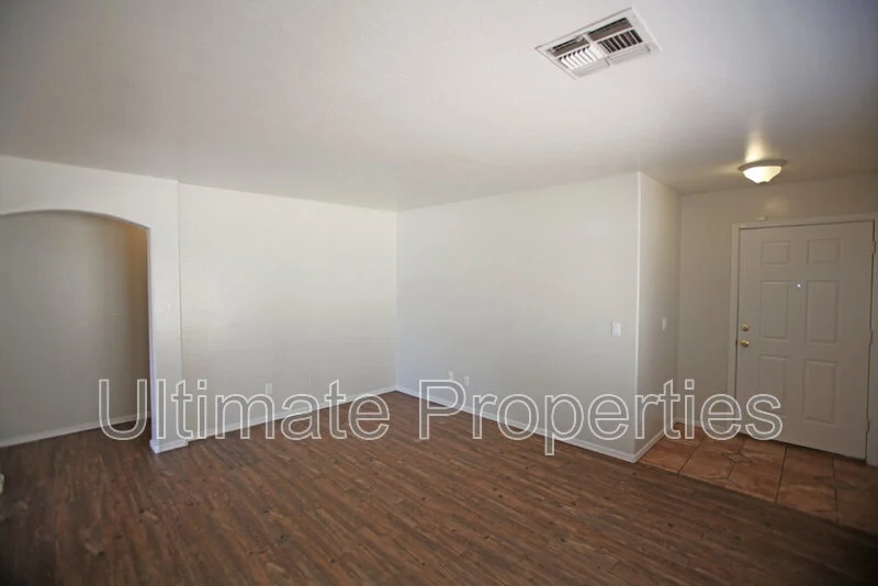 12203 W Windrose Dr photo 3