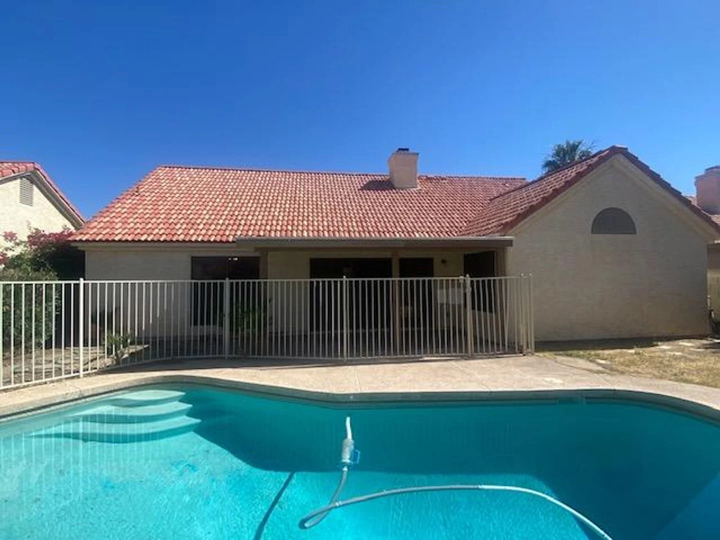 1249 E Laurel Ave photo 4