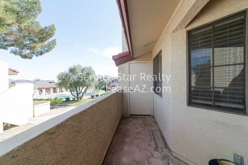 2020 W Union Hills Dr photo 3