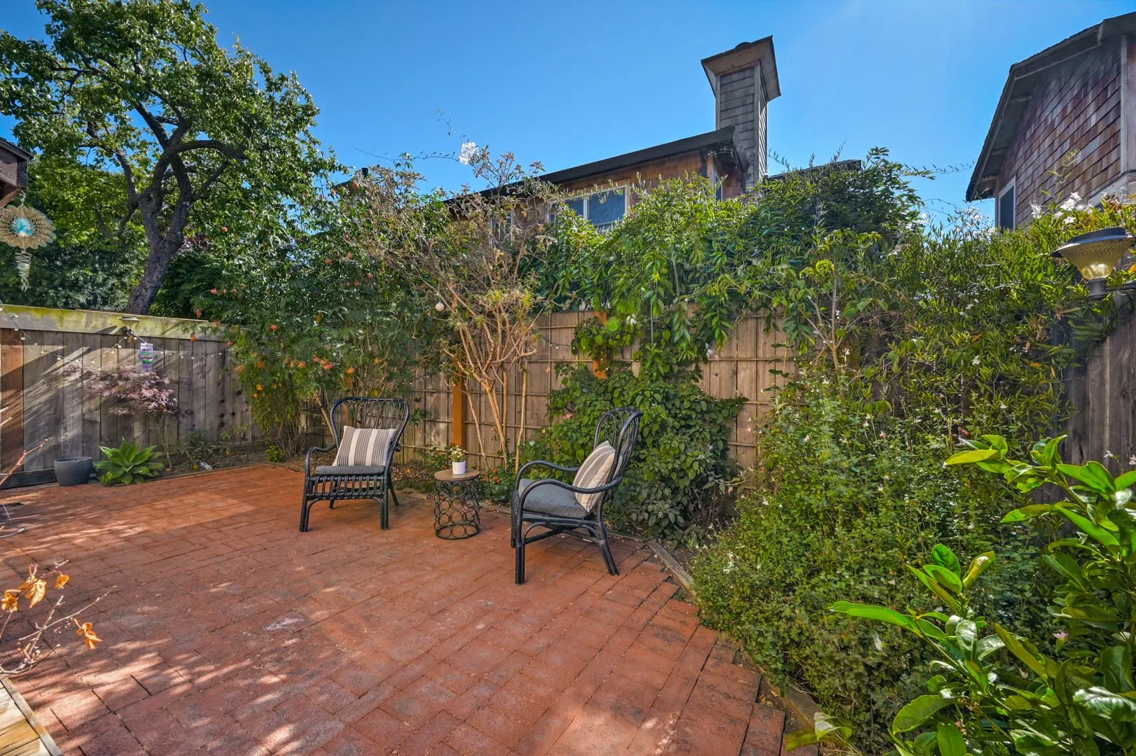 Bright & Spacious Townhouse in Gated Community on Bay Farm Island photo 5