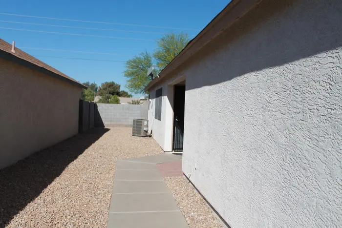 921 S Val Vista Dr Mesa, AZ 85204 photo 2