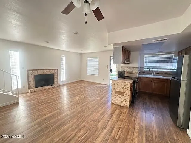 16225 N 30th St Phoenix, AZ 85032 photo 3