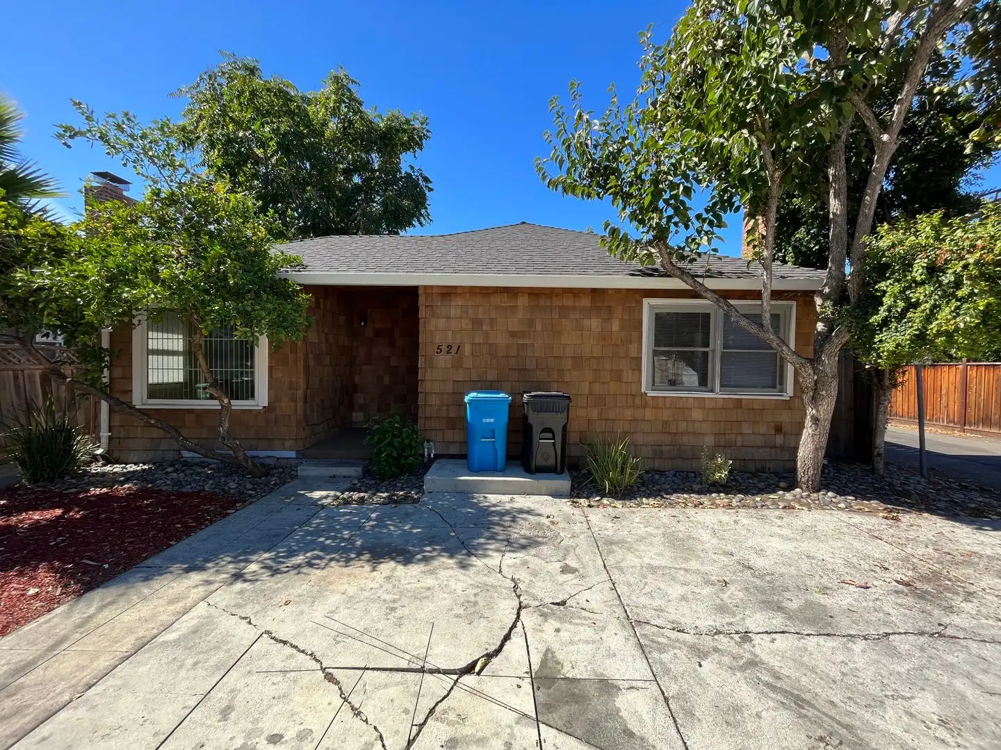 521 Hilmar Street, Santa Clara, CA 95050 photo 2