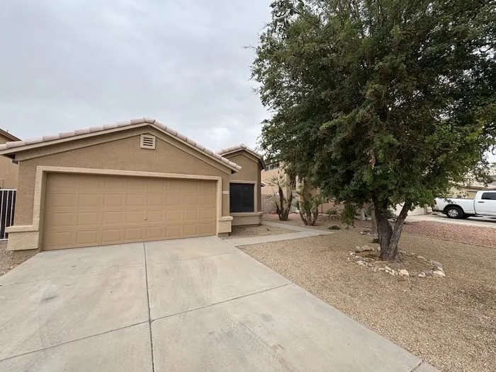 15940 N 86th Ln photo 2