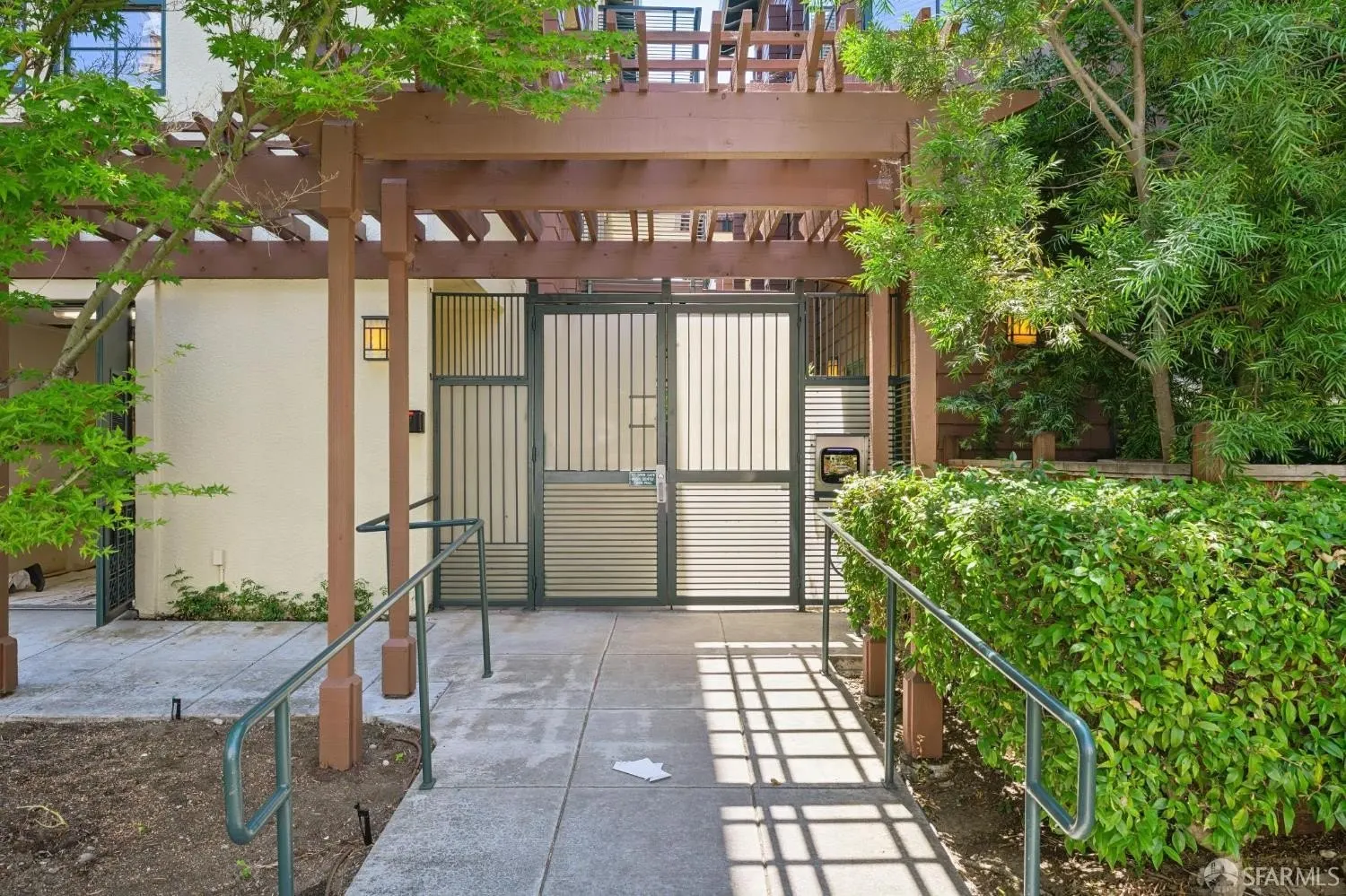 435 Sheridan Ave Palo Alto, CA 94306 photo 2