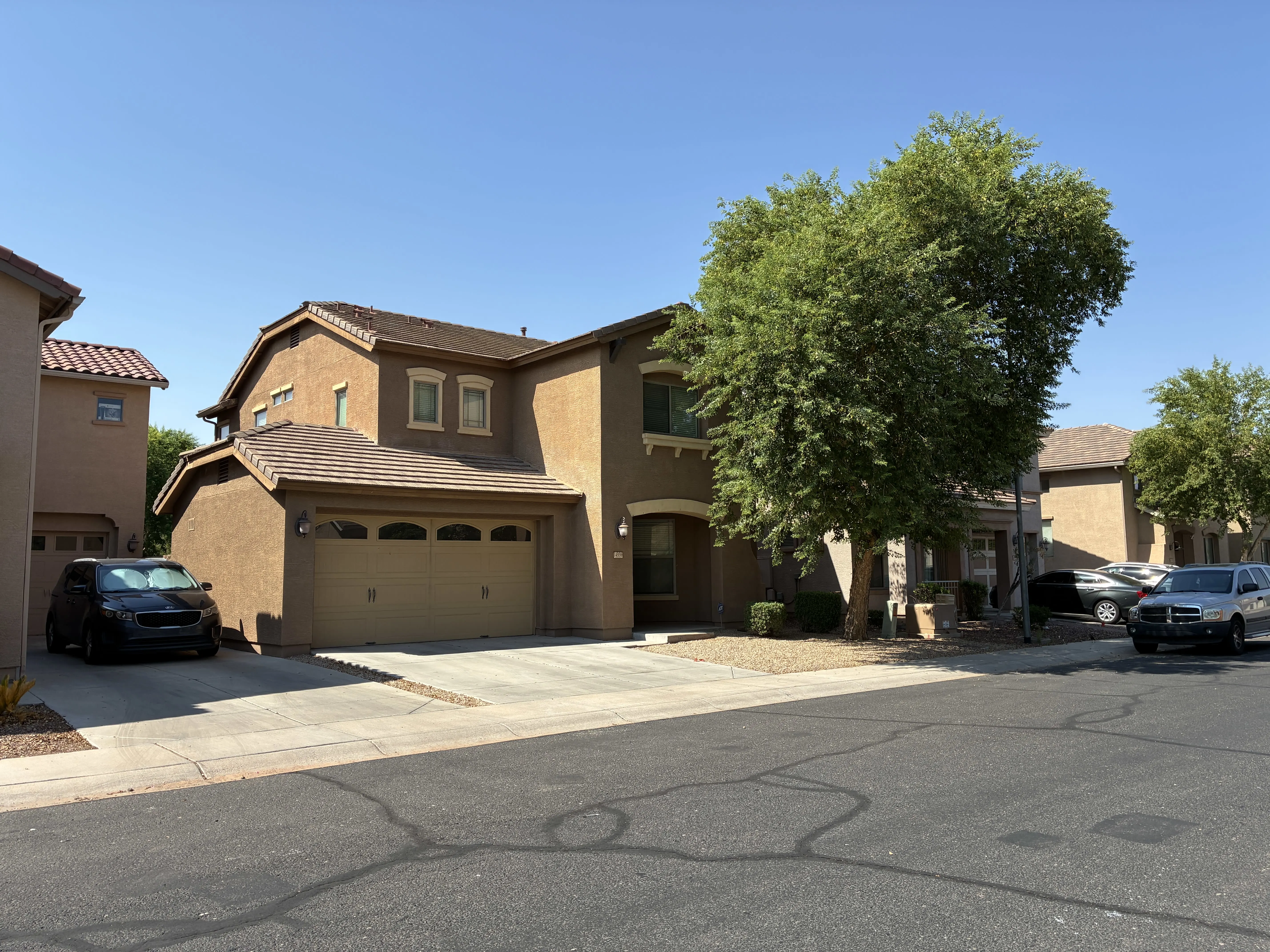 14559 W Port Royale Ln photo 2